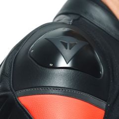 Dainese Racing 4 Black Fluo Red Mont