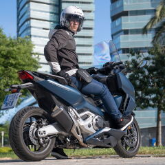 LS2 Shield 2.5L Bacak Çantası (2.5 Litre)
